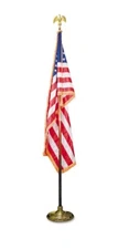 Advantus Deluxe 8 Ft Oak Staff, 3 ft x 5 ft U.S. Flag MBE031400