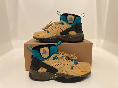 nike all weather sneakers