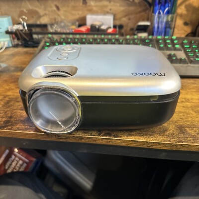 Mooka RD-823 Black Silver Portable Mini LCD Home Theater Video PROJECTOR ONLY