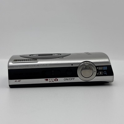 Canon IXUS 860 IS Digital Camera 8.0MP with Accessories