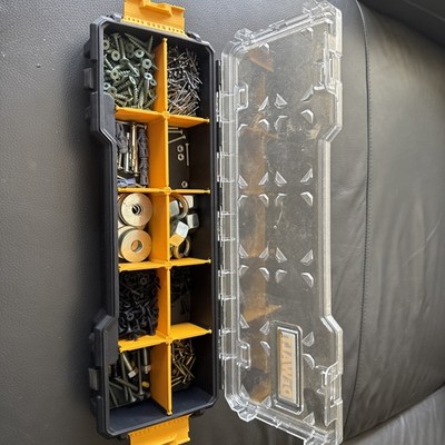 DEWALT Plastic 10-COMPARTMENT Pro Small Parts Organizer DWST14835 ...Incl.Screws