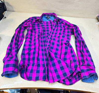 BOSS Hugo Boss Men s Slim Fit Plaid Long Sleeve Collared Button-Up Shirt M