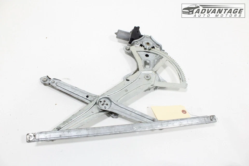 2016-2023 TOYOTA TACOMA CREW CAB REAR RIGHT DOOR WINDOW REGULATOR & MOTOR OEM - Image 4 of 4