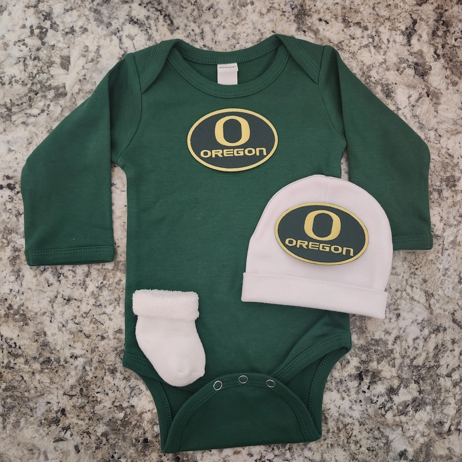 Oregon ducks baby/newborn clothes Oregon baby gift Ducks football baby gift