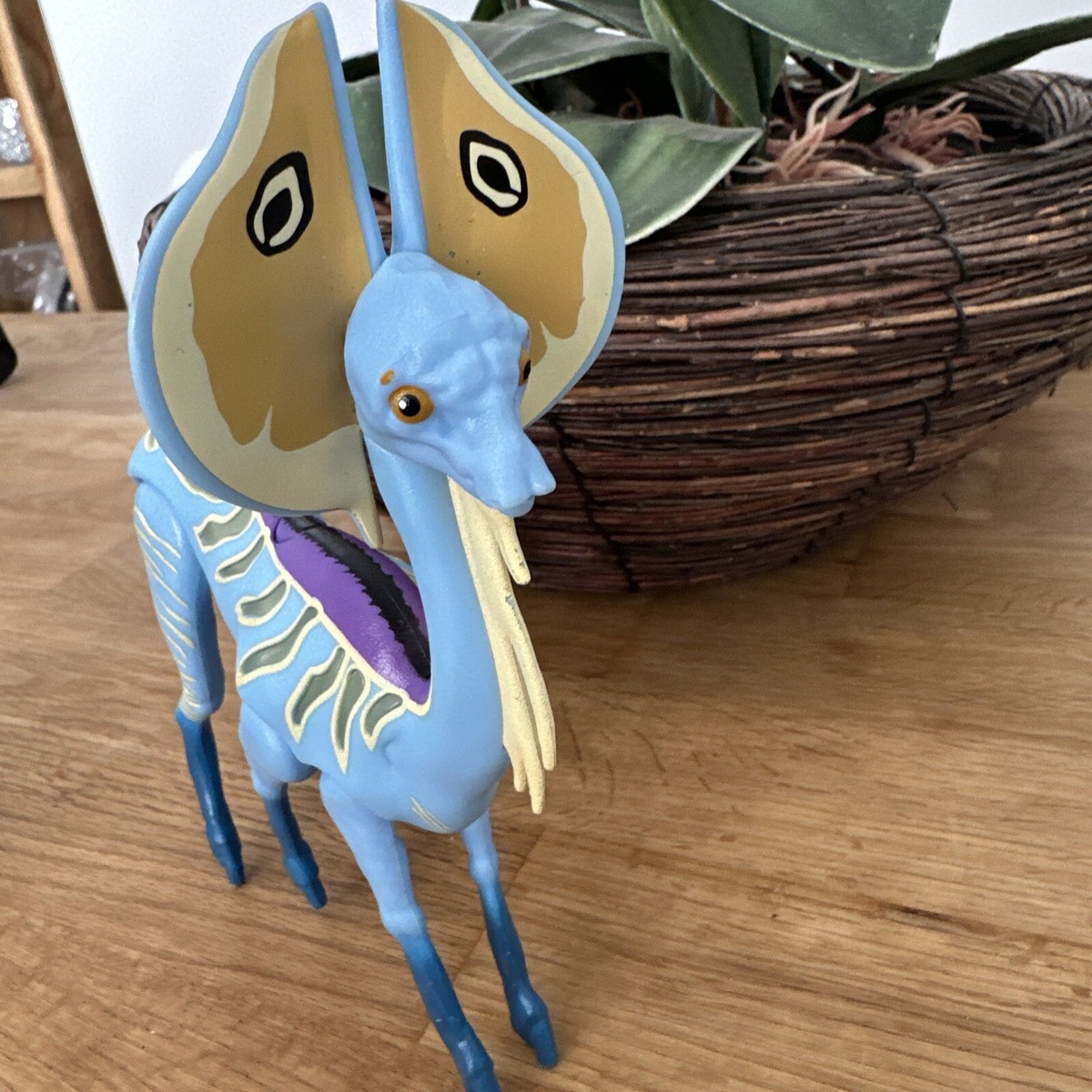 Disney Parks HEXAPEDE With Glow Effect Pandora World Of Avatar