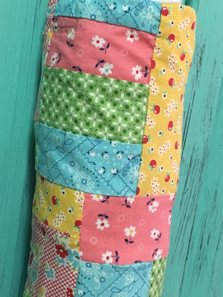 Soporte para bolsa de plástico de retazos de tela de reproducción vintage de los años 30 Farm Girl Foto 2 de 4