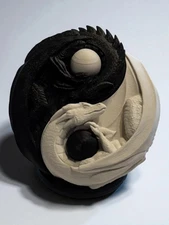 Harmony of Scales – Dragon Table Lamp