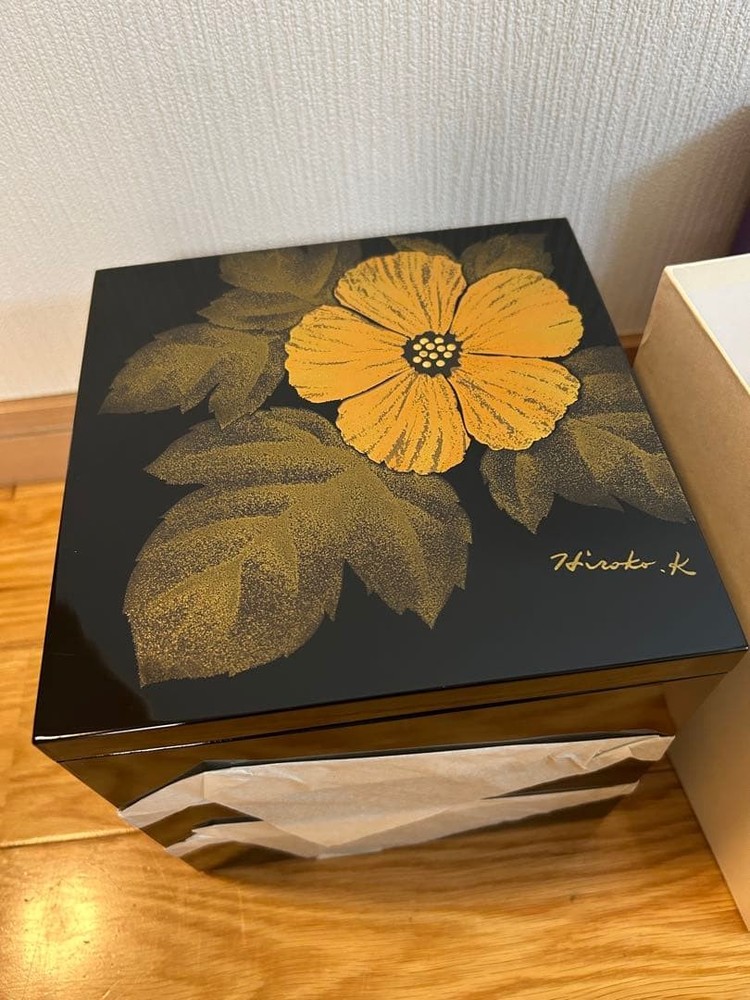 Jubako Bento Box Japanese Hirota K Lacquerware Jubako Black Gold Floral Pattern Jubako Bento Box Japanese Hirota K Lacquerware Jubako Black Gold Floral Pattern