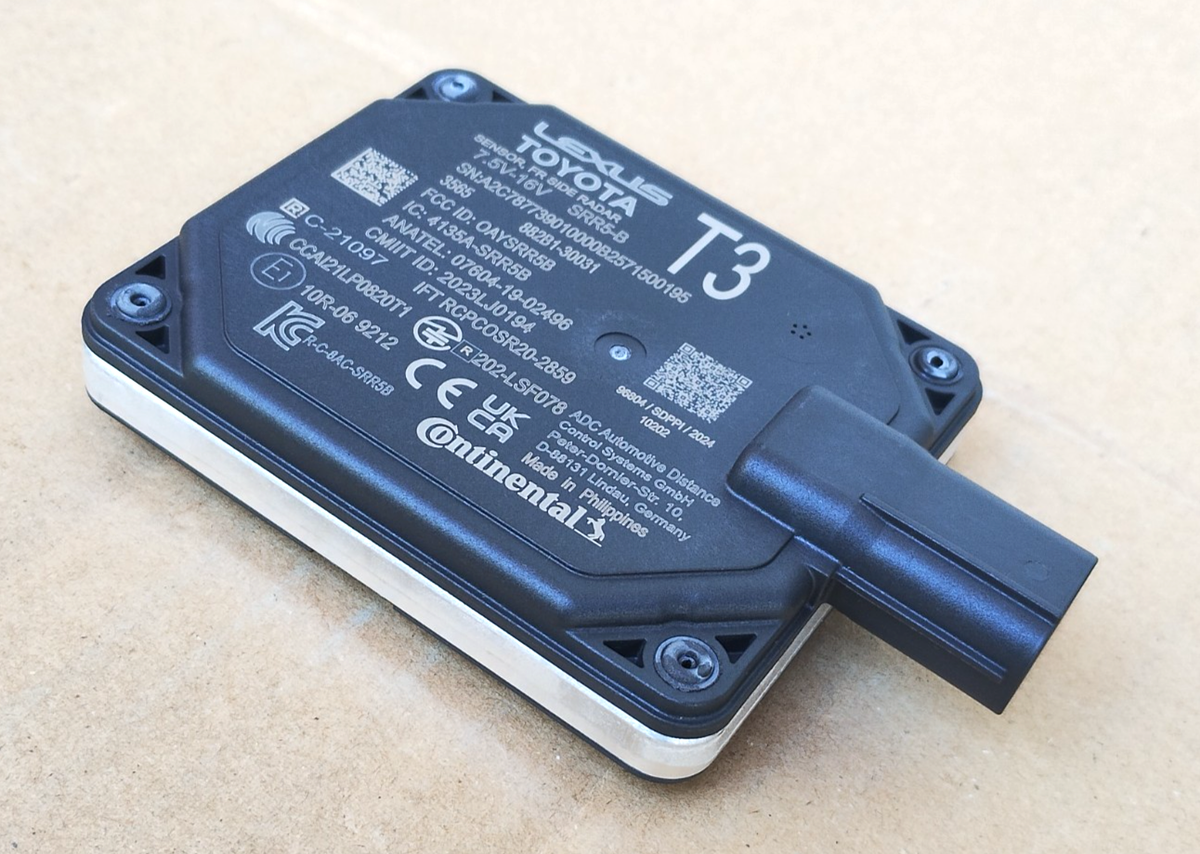 ブラインドスポット センサー BSM 882B1-30031 トヨタ レクサス 882B1-30031 Toyota Lexus Genuine Blind Spot Radar Sensor Module