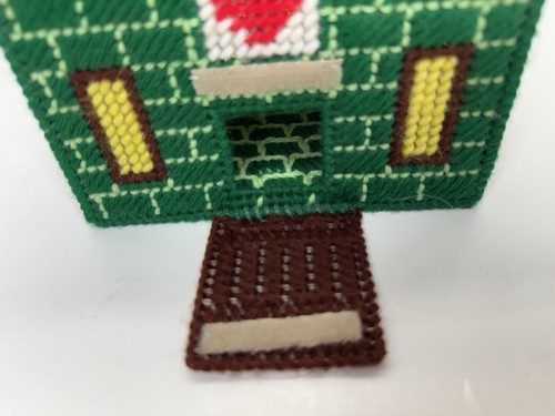 Handmade Coin Bank Completed Plastic Canvas Castle Shaped Fantasy Medieval - Picture 3 of 10