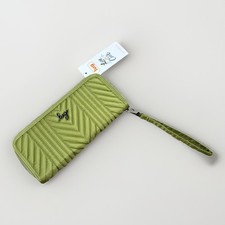 NWT Lug Straddle Wristlet RFID Full Zip Wallet Grass Green