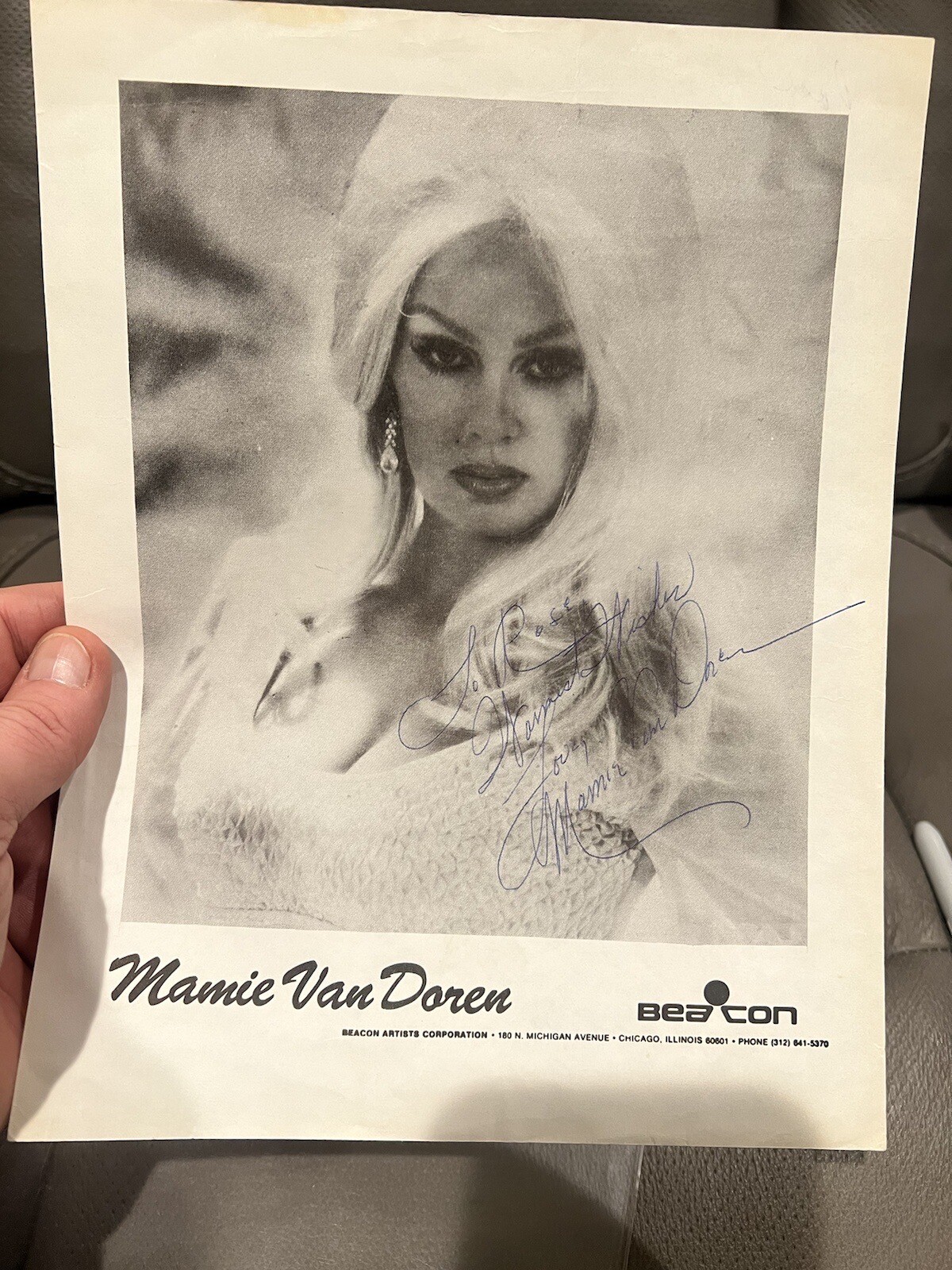 623 Mamie Van Doren autographed 8 X 10 BW Promo Page Yellowing On