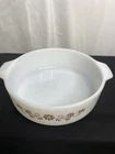 L@@k: Vintage Dynaware Pyr-O-Rey Round 8" Casserole Dish Brown Daisy Milk Glass