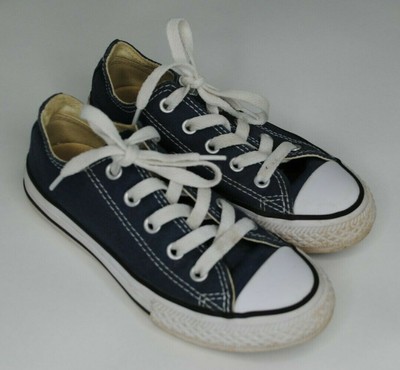 canvas chucks