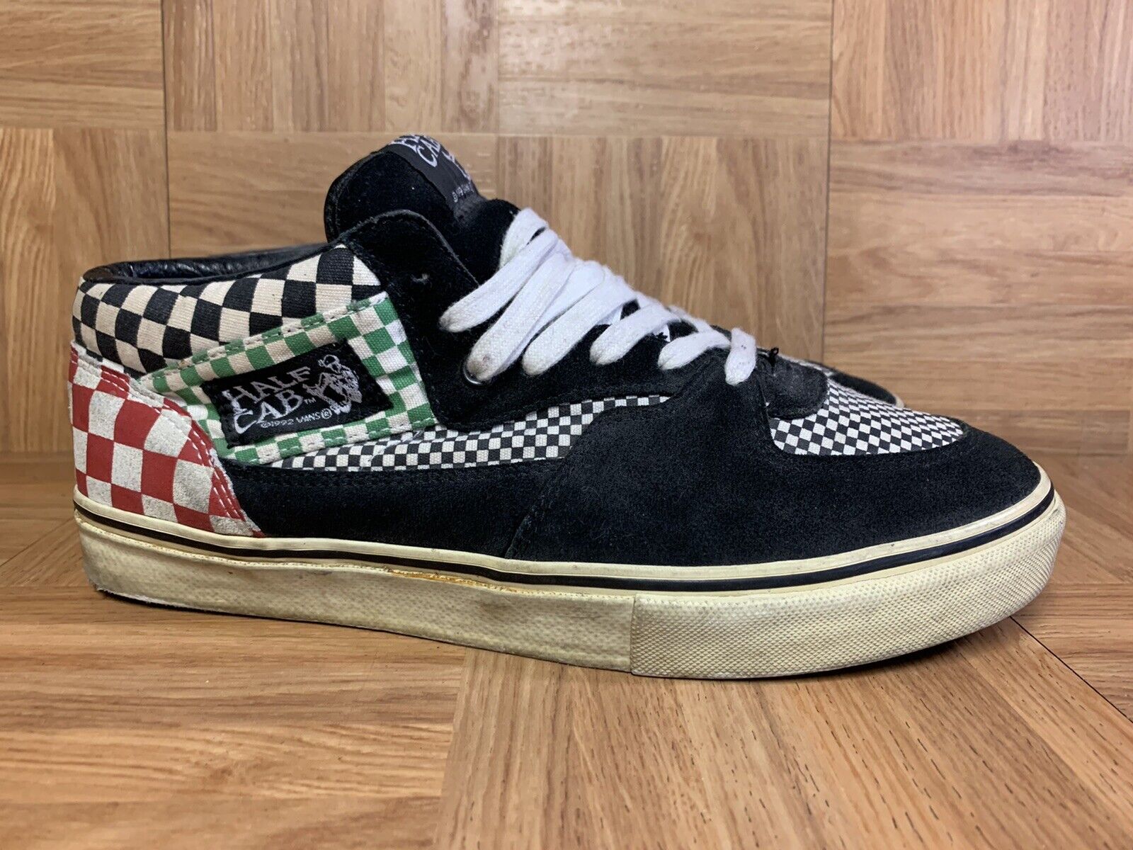 Supreme x Vans Authentic Checkered Corduroy - Available 