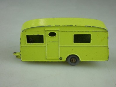 23b Berkeley Cavalier Caravan - 39519 Matchbox Regular Wheels