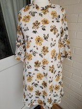 LADIES PRETTY FLORAL IVORY MIX LACE DRESS WITH UNDER SLIP SIZE 14 BY M&S