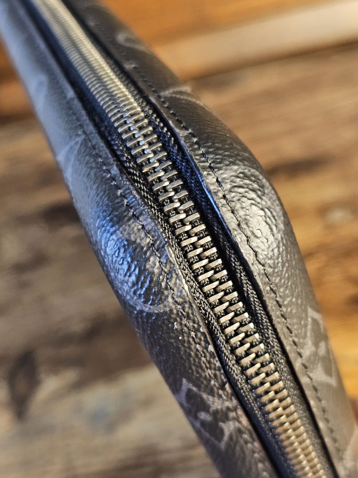 Louis Vuitton Eclipse Ipad Mini Flapcase - image 19