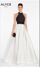 NWT Alyce Paris Formal Evening Gown 10 Gala Black Tie Pageant Red Carpet Prom