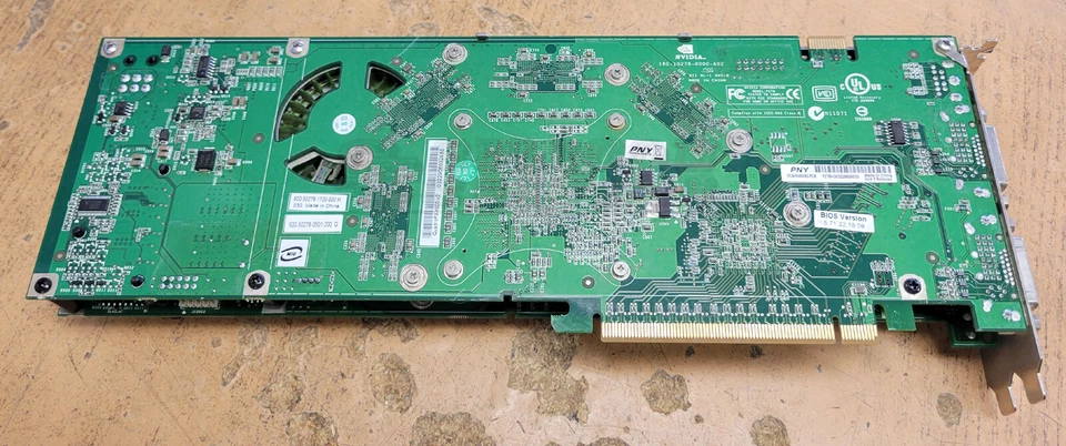 PNY nVidia VCQFX4500X2-PCIE 1GB DDR3 Quad DVI PCIe Video Card  - Image 3 of 4