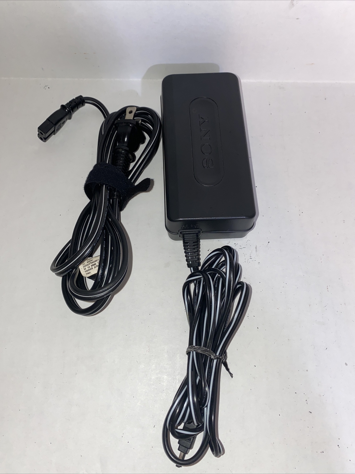Np-fm50 P/ Sony Mvc-cd200 Mvc-cd250 Mvc-cd300 Mvc-cd400 Np-fm50bp | Parcelamento sem juros Np-fm50 P/ Sony Mvc-cd200 Mvc-cd250 Mvc-cd300 Mvc-cd400 Np-fm50bp | Parcelamento sem juros