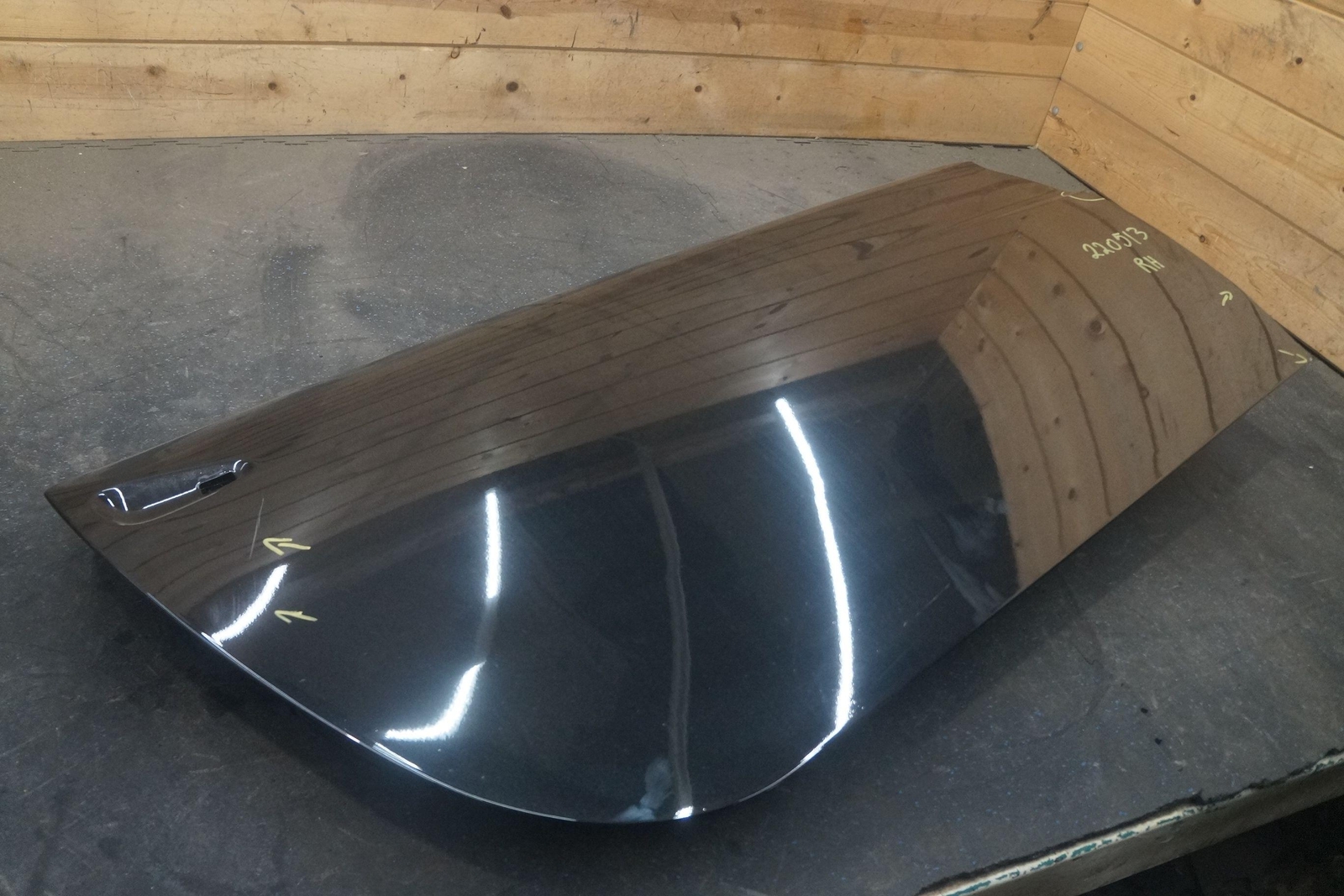 Front Right Passenger Door Shell Nero Black 83207711 OEM Ferrari FF 2014 *Note*
