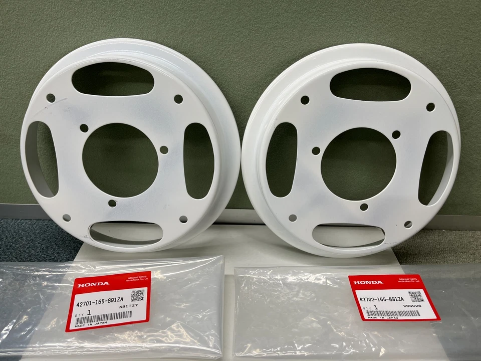 Honda Wheel Set Front or Rear Z50 R RD 80-99 OEM Honda White Rim Assembly - Image 2 of 2