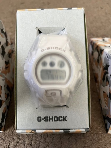 CASIO G-SHOCK DW-6900SHB-7JR Shiba Inu Model Wristwatch White Japan New - Picture 9 of 16