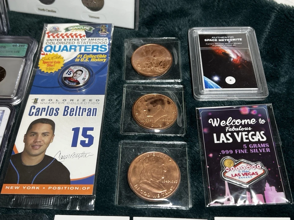 Christmas Lot of Lots! Treat Yourself And Diversify Your Collection Today! - Image 4 of 4