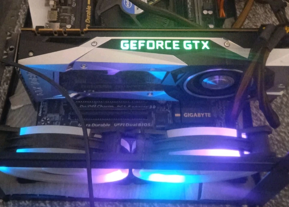 NVIDIA GeForce GTX 1080 TI Founders Edition 11GB GDDR5X Graphic Card - Image 3 of 4