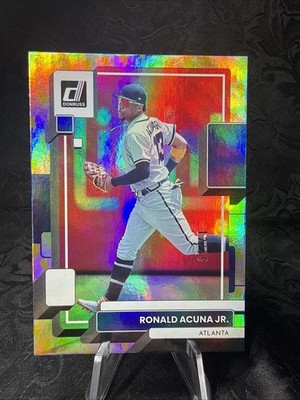 2022 Panini Donruss - Variation Ronald Acuña Jr. #121 Voltage Running /25