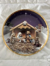 Cherished Teddies 8  Collector Plate by Priscilla Hillman - A Cherished Nativity