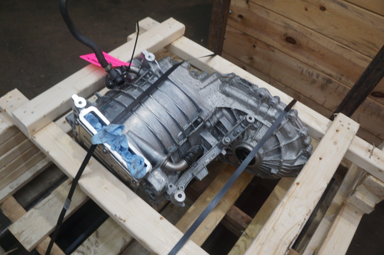 Front Electric Generator Motor & 2-Speed Transmission Assembly BMW i8 2014-17