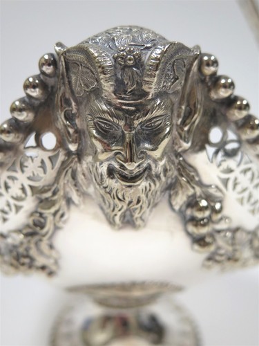 Large Reticulated Silverplate Fruit Basket Floral Design w/ Horned Deity 12"x13" - Picture 7 of 7