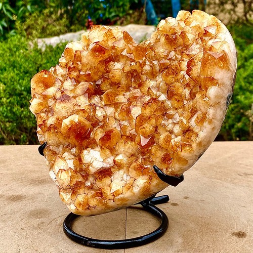 4.64LB Brazilian yellow crystal block hand cutting heart-shaped treatment - 第 9/13 張圖片
