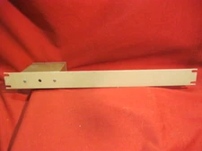 BNC VA-14 Rack Mount 1-In 4-Out Audio or Video Dist Amp w/ input loop-thru 1RU