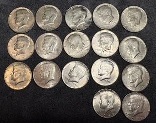 US COINS KENNEDY HALF DOLLARS 1966 1967 1968 17 coin Lot ESTATE SALE INVEST NOW