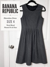 Banana Republic Wool Blend Pleated Fit Flare Dress Gray Sleeveless Size 4