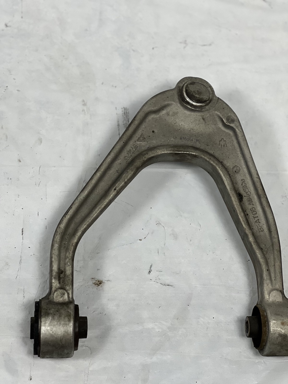 2014-17 Maserati Ghibli S Front Left Upper Control Arm 06700041850 OEM