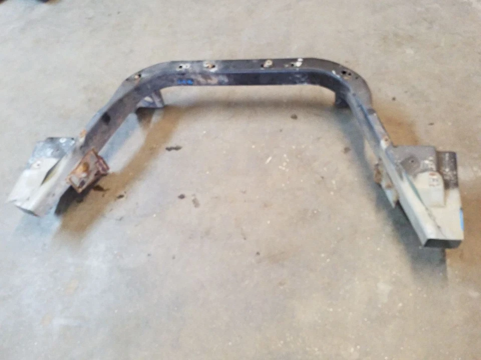 Front Lower Core Support Section | Fits 1999-2004 Ford F250 F350 Foto 4 de 4