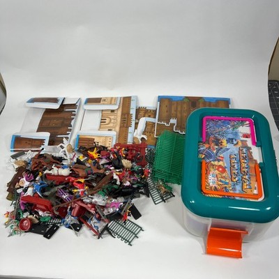 Medieval TIMES Playset by Awesome KIDS 2004 Rare