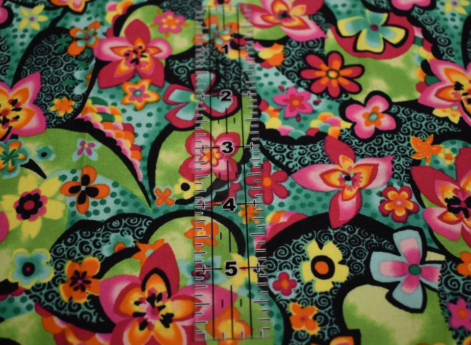 Lote de 8 piezas de tela de algodón LADYBUG FLORES RAYAS arco iris negro CUARTO GRASO Foto 4 de 4