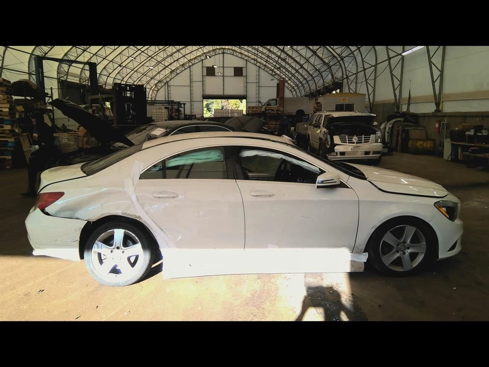 (LOCAL PICKUP ONLY) Passenger Right Fender 117 Type Fits 14-19 MERCEDES CLA-CLAS — 第 2/4 张图片