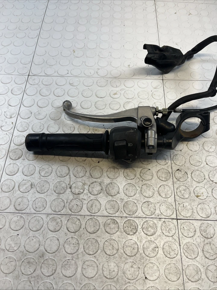 2006-2007 YAMAHA YZF R6 R6R LEFT CLIP ON HANDLE CONTROLS CRG  OEM - Image 2 of 4