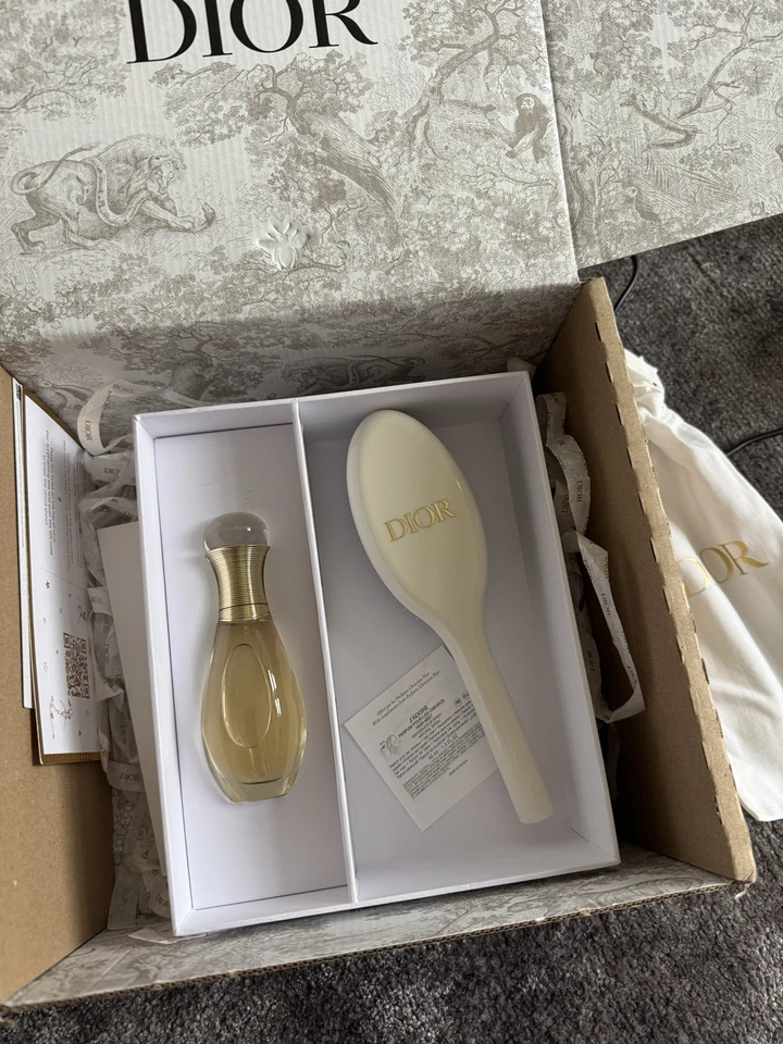Подарочный набор щетка для духов и волос DIOR J'adore — праздничный подарочный набор 2025 г. - Изображение 2 из 4
