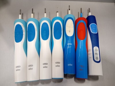 Lot of 7 Oral-B Teeth Brush Various Models Not working For parts