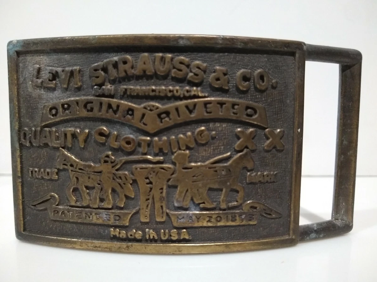 Levi strauss belt sales buckle value