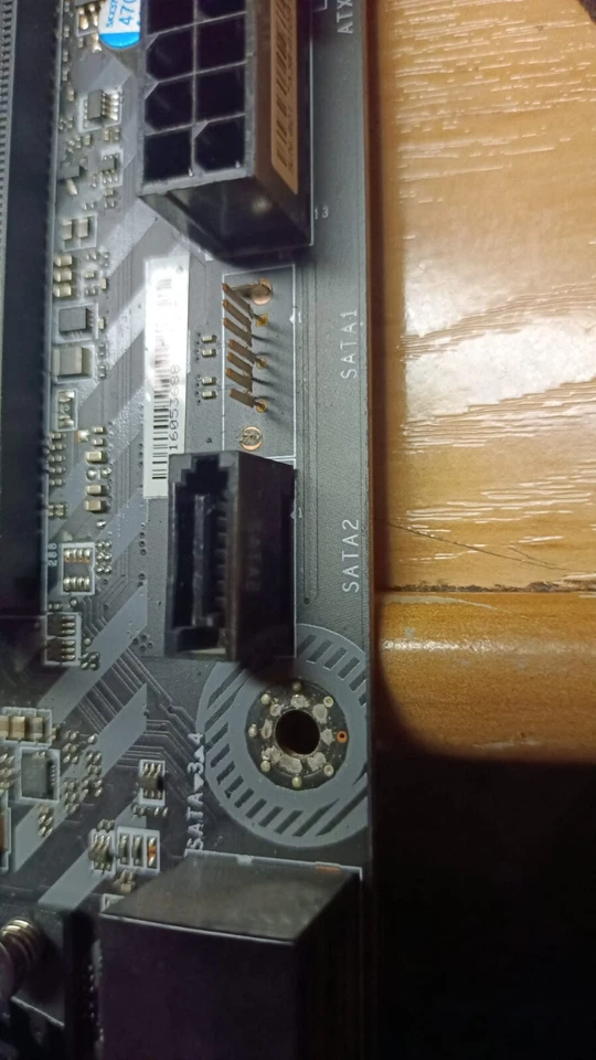 MSI B350M Bazooka AMD AM4 Desktop Placa Madre para piezas - Imagen 2 de 4