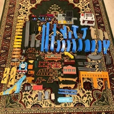 WOW Massive Lot of Vintage Thomas the Tank Engine Tracks & Buildings Cars Engine