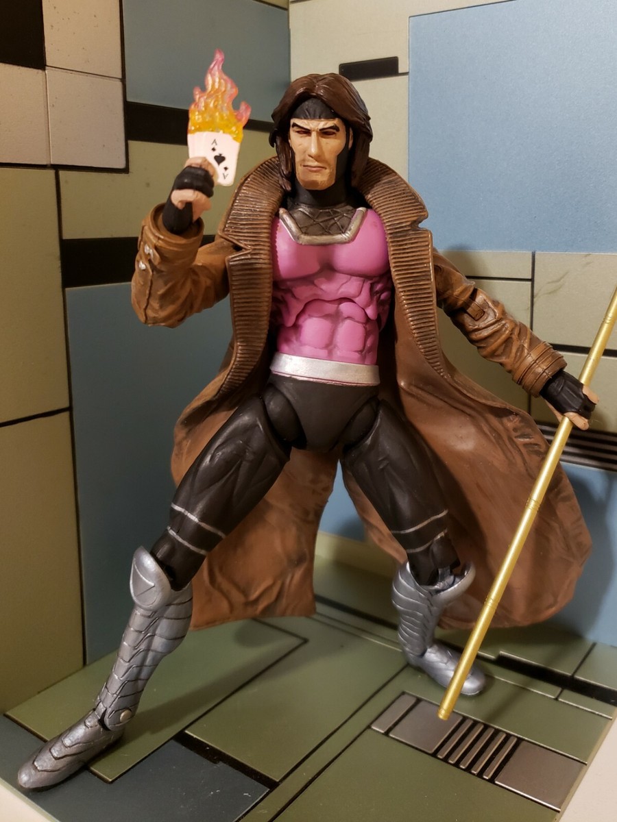 マーベルセレクト　ガンビット　バリアント Amazon.com: Marvel Select Action Figure Gambit Longer Hair